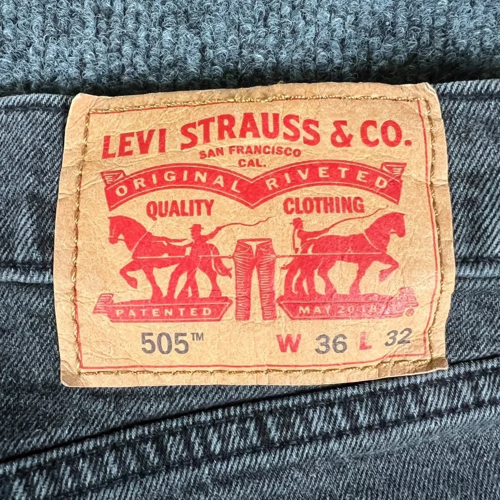 Levi's 505 Jeans Men 36x31.5 Gray Denim Cotton Mid Rise Regular Fit Straight Leg